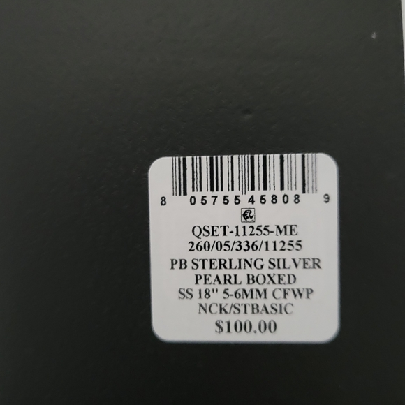 NIB: Pearl necklace with matching earrings - Picture 4 of 4